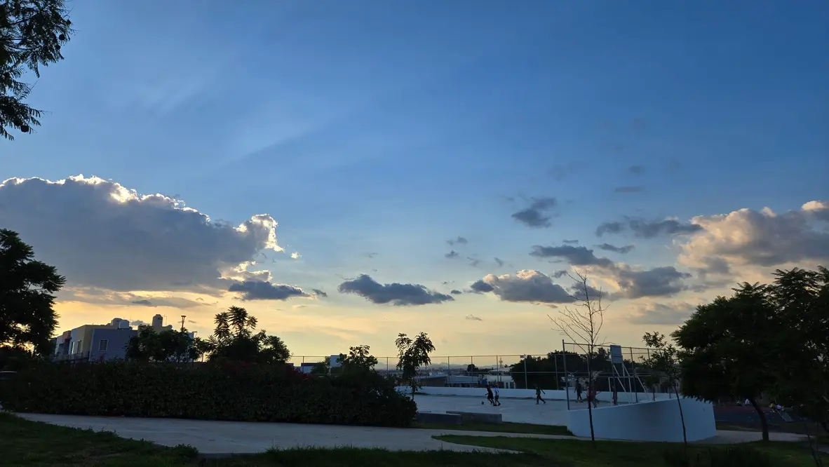 Day 023 - Playing at sunset